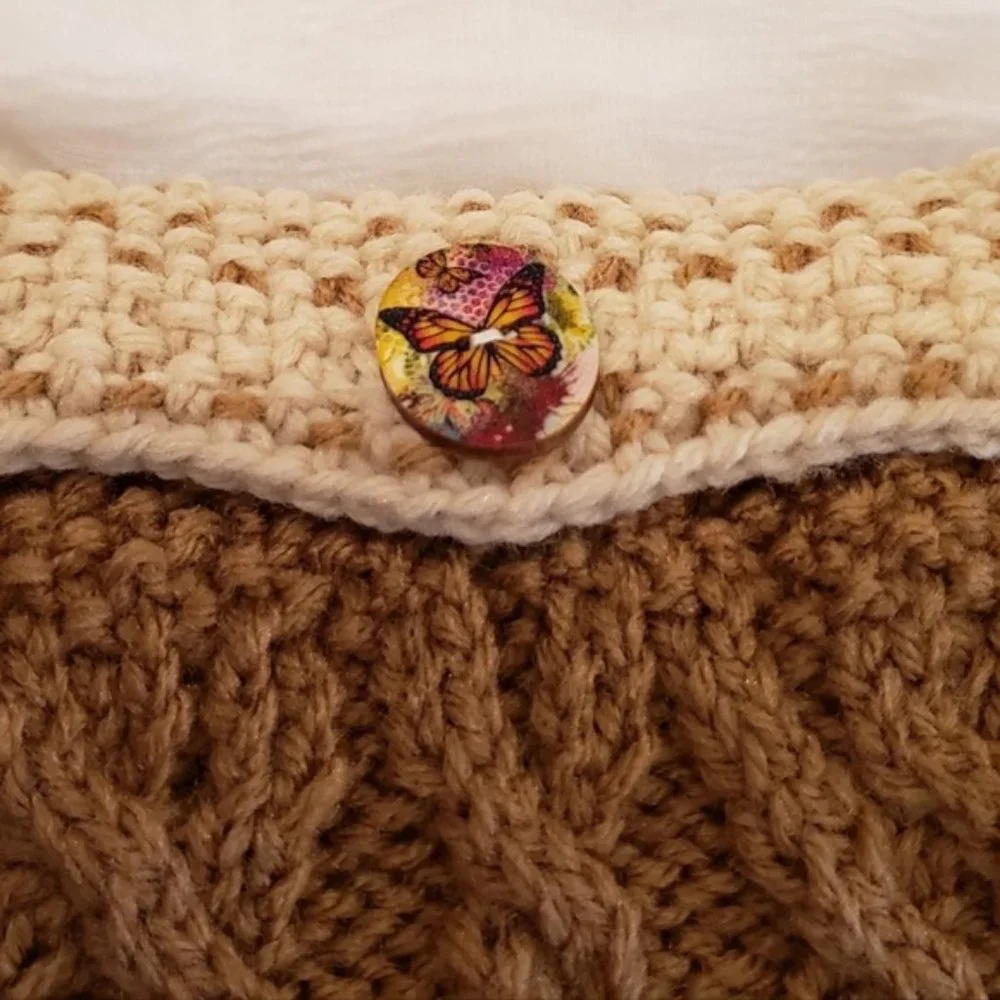 Hand Crafted Pillow Hand Knit Cable Butterfly Buttons Home Decorative Throw Sofa